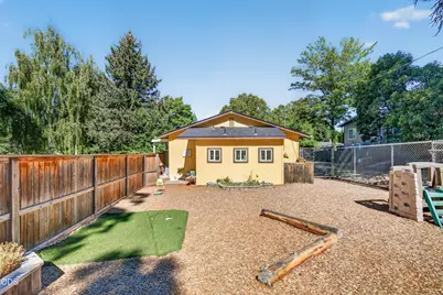 2201 Siskiyou Boulevard, Medford, OR 97504 - Photo 55