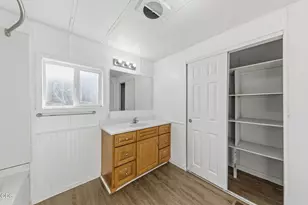 3858 Falcon St, White City, OR 97503 - Photo 13