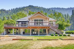 8158 Rogue River Hwy, Grants Pass, OR 97527 - Photo 65