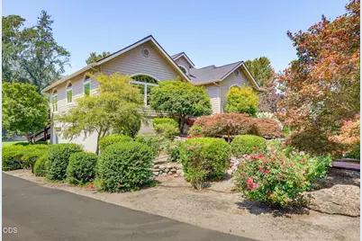 8158 Rogue River Highway, Grants Pass, OR 97527 - Photo 61