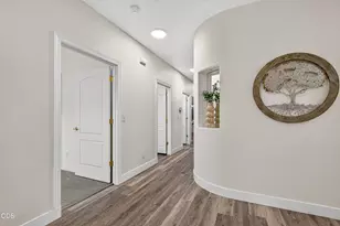 2473 Greenfield Ct, Medford, OR 97504 - Photo 5