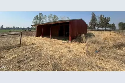 65325 Hwy 20, Bend, OR 97703 - Photo 27