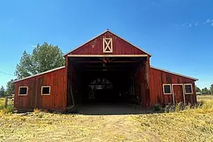 65325 Hwy 20, Bend, OR 97703 - Photo 17