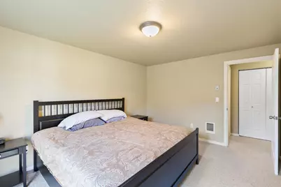 986 SE Centennial Street, Bend, OR 97702 - Photo 19