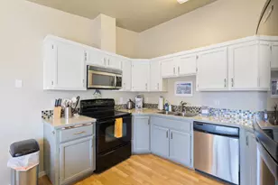 986 SE Centennial St, Bend, OR 97702 - Photo 11