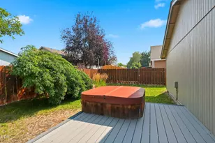 3314 NE Palmer Dr, Bend, OR 97701 - Photo 17