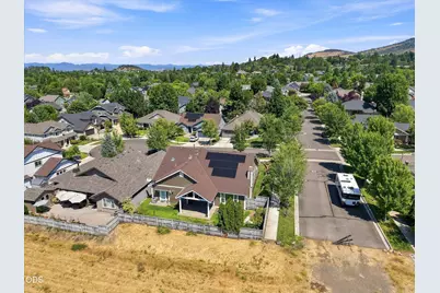 3686 Windgate Street, Medford, OR 97504 - Photo 43