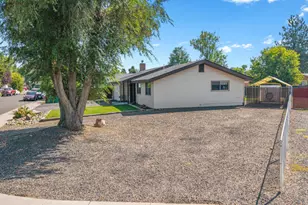 4241 Myrtlewood Dr, Klamath Falls, OR 97603 - Photo 41