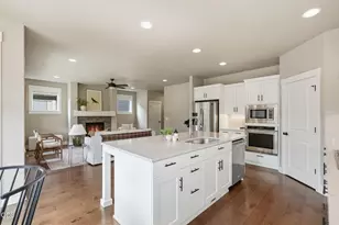 20853 SE Humber Ln, Bend, OR 97702 - Photo 5