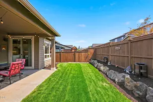 20853 SE Humber Ln, Bend, OR 97702 - Photo 37