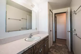 1714 NW 53rd St, Redmond, OR 97756 - Photo 17