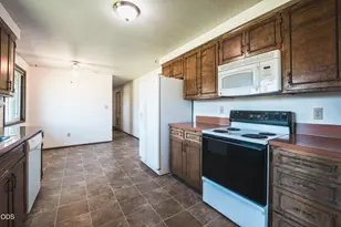 1714 NW 53rd St, Redmond, OR 97756 - Photo 23
