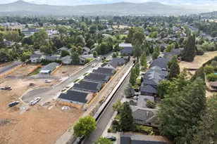 2229 Piazza Dr, Medford, OR 97501 - Photo 35