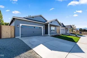 2229 Piazza Dr, Medford, OR 97501 - Photo 3