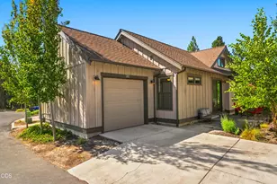 19749 SW River Cp Ln, Bend, OR 97702 - Photo 37