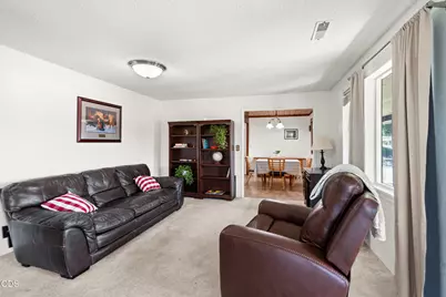 1711 Roberts Road, Medford, OR 97504 - Photo 5