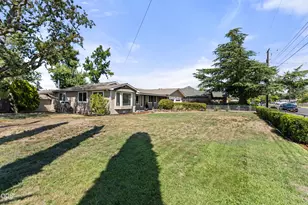 1711 Roberts Rd, Medford, OR 97504 - Photo 39