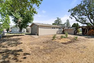1711 Roberts Rd, Medford, OR 97504 - Photo 33