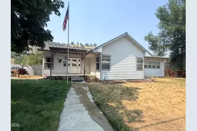 317 S Canyon Boulevard, John Day, OR 97845 - Photo 1