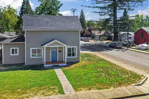 425 SW Burgess St, Grants Pass, OR 97526 - Photo 25