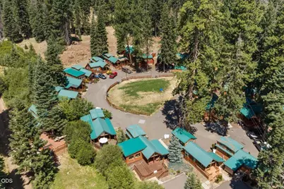 7900 Hyatt Prairie Road # 17, Ashland, OR 97520 - Photo 1