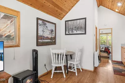 7900 Hyatt Prairie Road # 17, Ashland, OR 97520 - Photo 5