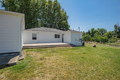 4785 Fern Valley Road, Medford, OR 97504 - Photo 31
