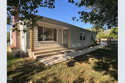 4785 Fern Valley Road, Medford, OR 97504 - Photo 1