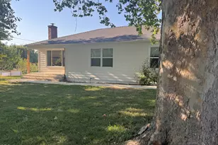 4785 Fern Valley Rd, Medford, OR 97504 - Photo 9