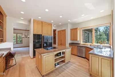 16863 Royal Coachman Drive, Sisters, OR 97759 - Photo 21