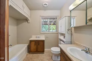 1497 S Stage Rd, Medford, OR 97501 - Photo 13