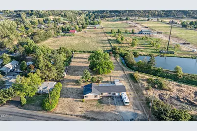 1497 S Stage Road, Medford, OR 97501 - Photo 19
