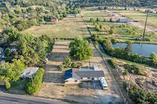 1497 S Stage Rd, Medford, OR 97501 - Photo 19