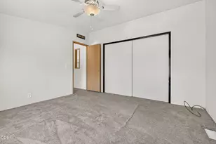 140 Taylor St, Talent, OR 97540 - Photo 15