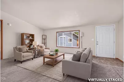 140 Taylor Street, Talent, OR 97540 - Photo 3