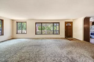 509 Manzanita Dr, Rogue River, OR 97537 - Photo 13