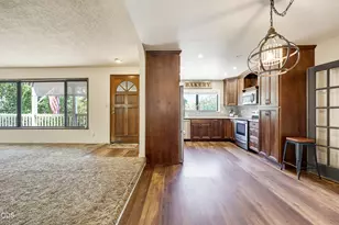 509 Manzanita Dr, Rogue River, OR 97537 - Photo 15