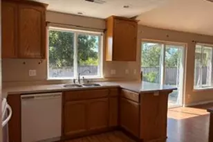 420 Westminster Dr, Eagle Point, OR 97524 - Photo 3