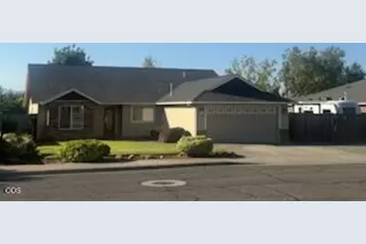 420 Westminster Drive, Eagle Point, OR 97524 - Photo 1