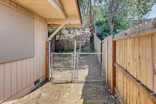 685 Talbot St, Eagle Point, OR 97524 - Photo 5