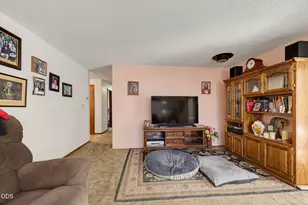 685 Talbot St, Eagle Point, OR 97524 - Photo 15