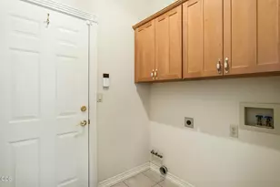 63364 NE Brightwater Dr, Bend, OR 97701 - Photo 29