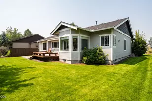 63364 NE Brightwater Dr, Bend, OR 97701 - Photo 39