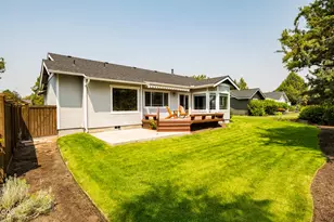 63364 NE Brightwater Dr, Bend, OR 97701 - Photo 35