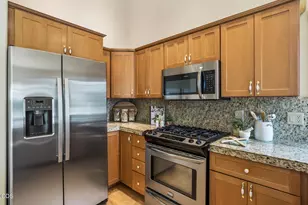 63364 NE Brightwater Dr, Bend, OR 97701 - Photo 23
