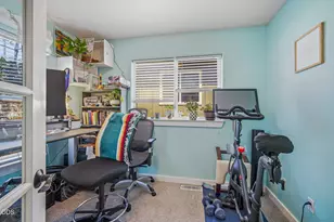 3047 NE Yellow Ribbon Dr, Bend, OR 97701 - Photo 23