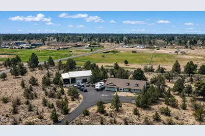 118 SW Bent Loop, Powell Butte, OR 97753 - Photo 1
