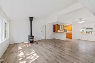 1523 SE Bronzewood Ave, Bend, OR 97702 - Photo 3