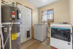 649 Front St, Klamath Falls, OR 97601 - Photo 21