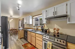 649 Front St, Klamath Falls, OR 97601 - Photo 19